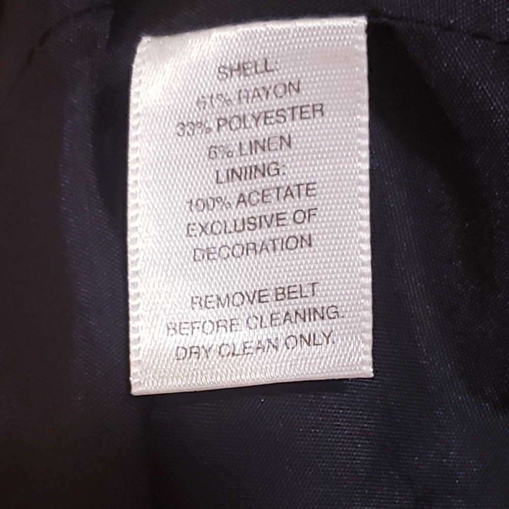 White house | black market black dress -Size 6 - Picture 8 of 8